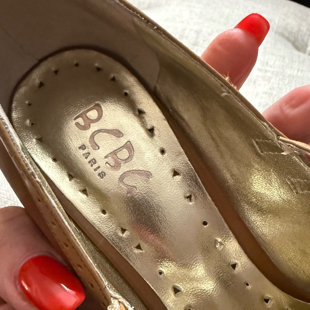 BCBG Paris Mary Jane Heels Size 8 Brown Tan Brogue Oxford Pumps Vintage Style - Picture 9 of 13